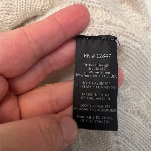 NILI  LOTAN CASHMERE CABLE KNIT SWEATER CREAM SIZE MEDIUM - Picture 10 of 16